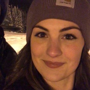 Meet your Posher, Annalise